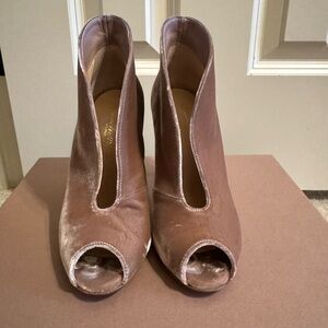 Gianvito Rossi vamp ankle boots suede 35